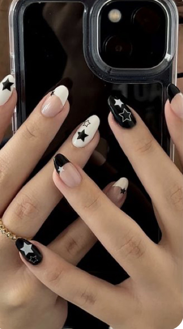 Hot Nail nail photo 5
